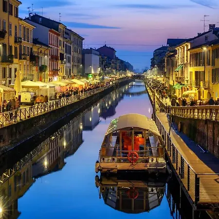 Navigli-duomolove Loft, Comfort ,netflix, Wifi Apartment